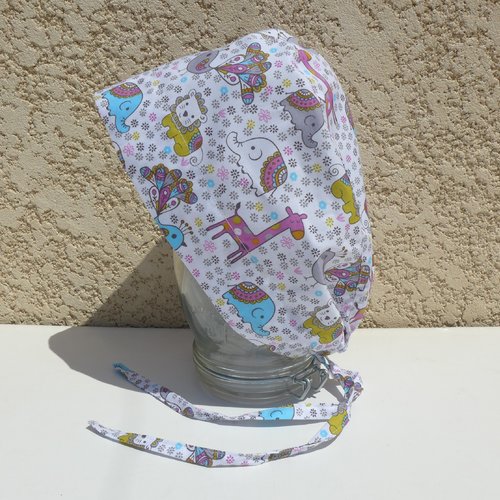 Calot de bloc, calot chirurgical en coton, motif "les animaux mignons" multicolore, sur le fond blanc