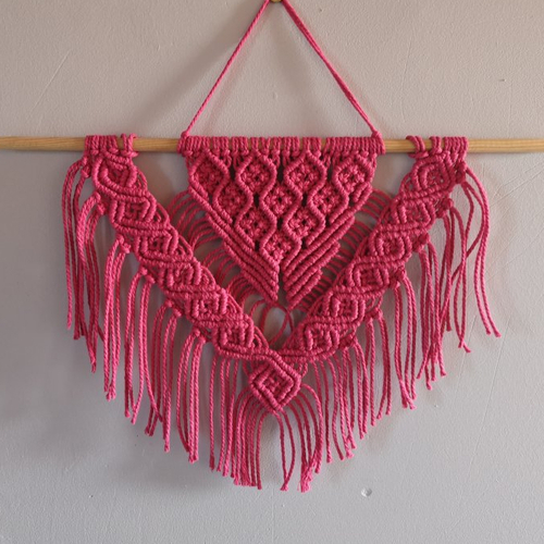 Panneau, suspension, en macramé rose