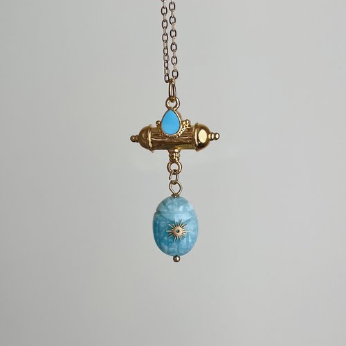 Sautoir talisman scarabée amazonite