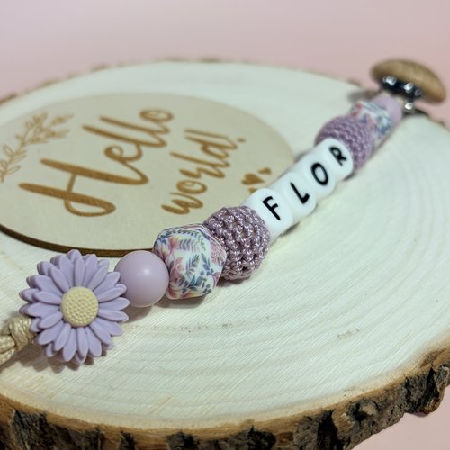 Attache tétine flor