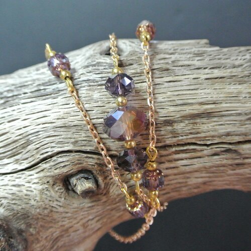 Bracelet sweety gold perles verre bleuté-violet-améthyste sur chaîne dorée presque or rose 