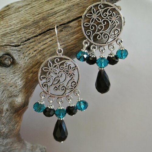 Boucles d'oreilles perles verre à facettes turquoise et noire support argenté arabesques
