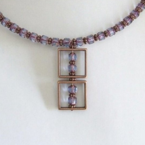 Collier pendentif superposition de 2 perles 6 mm verre bleu mauve cuivré et cour de cou mêmes perles 