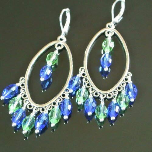 Boucles d'oreilles perles de verre à facettes bleu et vert sur support style créoles ovales