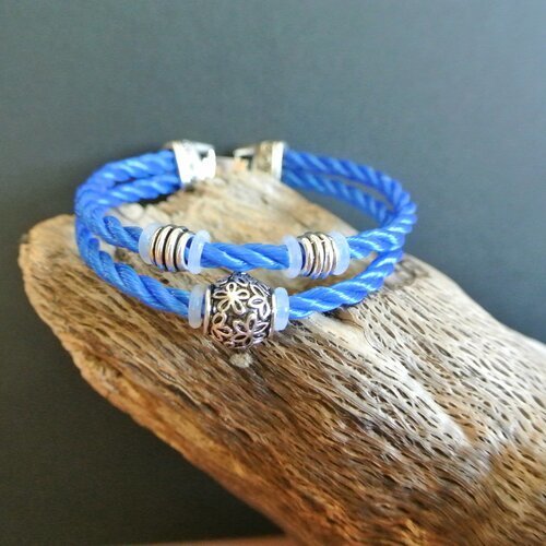 Bracelet mixte 19,3 cm 2 cordons torsadés en nylon 4 mm bleu cobalt et perles en métal argenté, fermoir à crochet clip