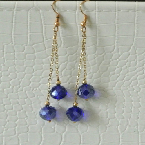 Boucles d'oreilles 2 perles verre rondelle à facettes irisé, 10 x 8 mm, sur chaînette maille forçat montage dissymétrique sur cro