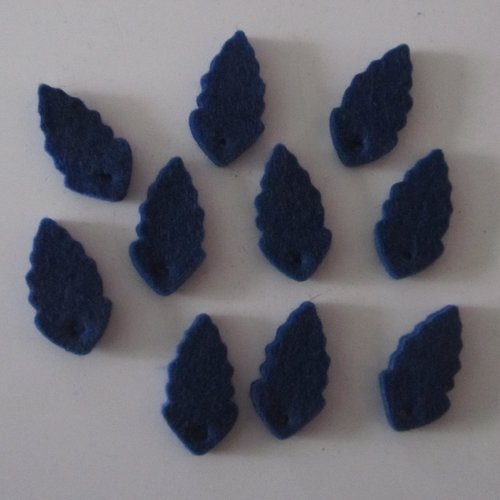 Lot de 10 grosses feuilles en feutrine bleue - décoration, pendentif, bijoux etc... 3,5 cm x 2 cm