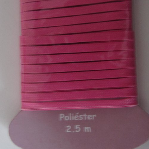 Cordon plat en polyester - longueur 2,5 m - de couleur rose foncé