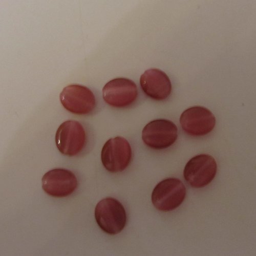 Lot de 11 perles en verre ovales et plates de couleur rose très foncé - perles de miroitement
