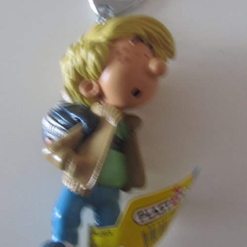 Figurine plastoy en pvc porte clés - cédric et son sac d'école - bande dessinée - avec étiquette