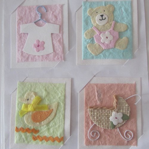 Lot de 4 petites cartes décoratives sur le thème des bébés
