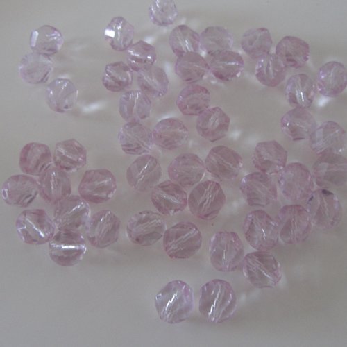 Sachet de 50 perles rondes torsades à facettes de couleur rose - 12 mm