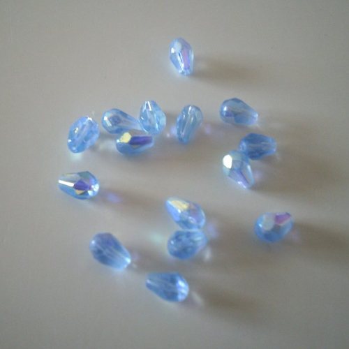 Tube de 15 perles en forme de goutte cristal facettées - 8 mm x 6 mm