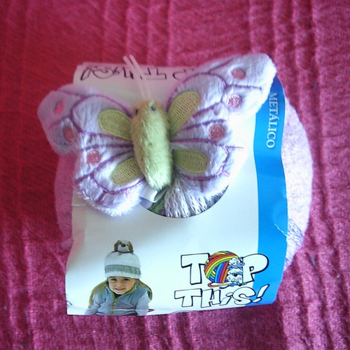 Top this - bonnet à tricoter - chapeau amusant et coloré avec pompon papillon - dmc