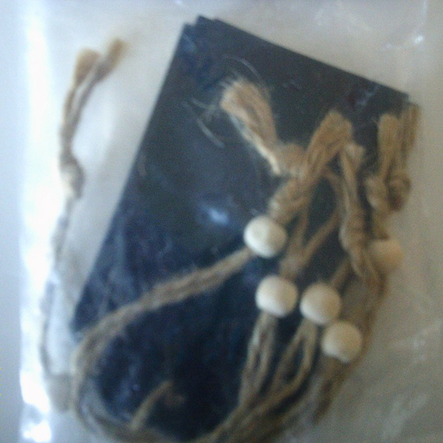 Lot de 6 étiquettes rectangulaires en ardoise, avec lien en cordelette en corde et perle en bois - c top