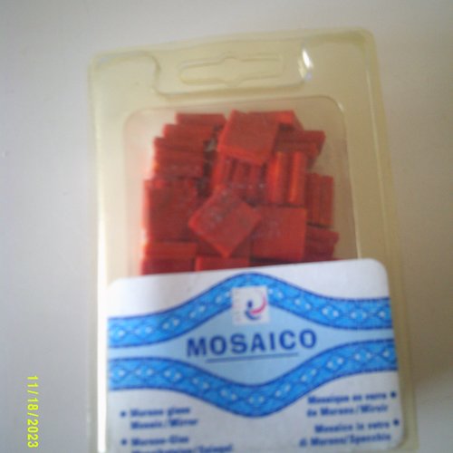 Boîte de 200 grammes de mosaïque en verre de murano - tesselles de couleur rouge-orange