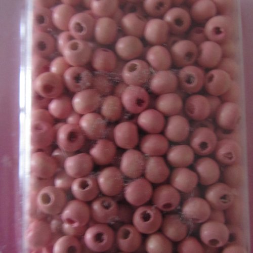 Boîte de 22 grammes de perles en bois rondes de couleur saumon - 5 mm