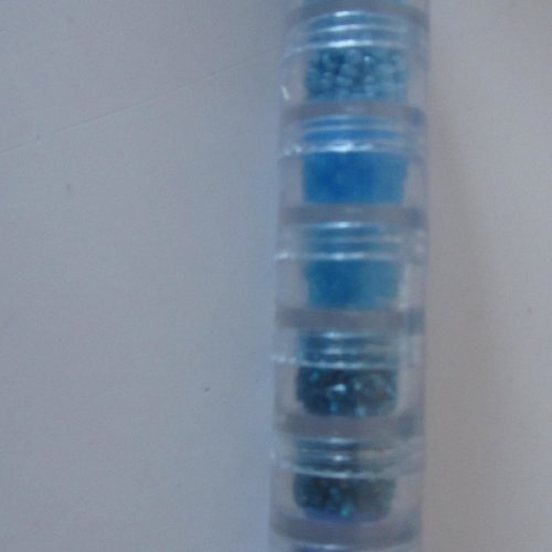 Tour de 8 boîtes de perles de rocaille dégradé de bleus