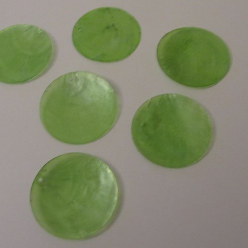 Lot de 6 palets pendentifs en nacre de couleur vert anis - diamètre 4 cm