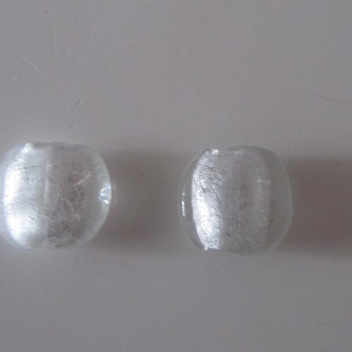Lot de 2 perles en verre ronde et plates, légèrement carrées, de couleur blanc métallisée intérieur