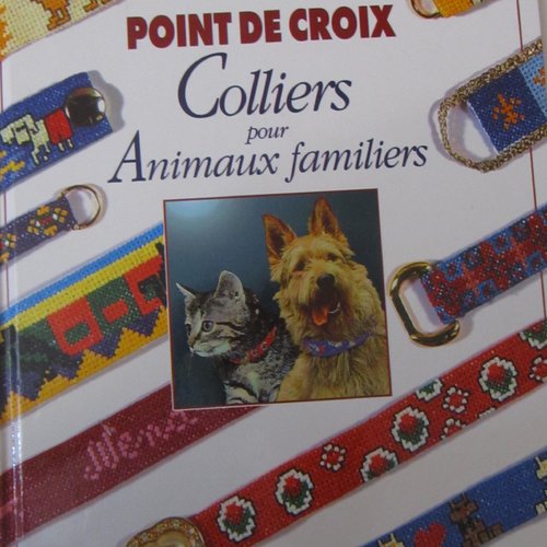Livre "colliers pour animaux familiers au point de croix" -