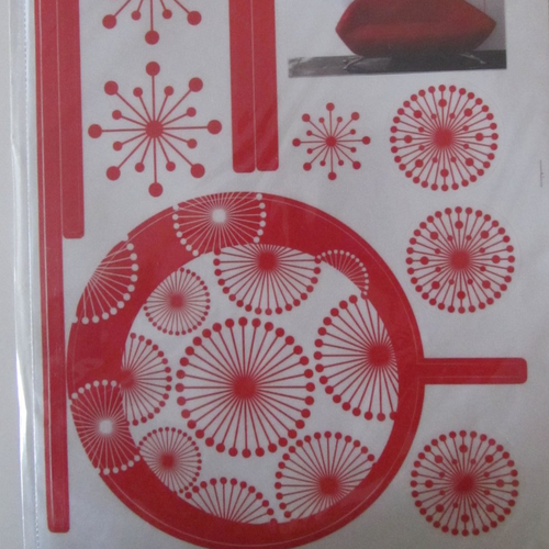 Décorer votre intérieur à l'aide de ces stickers muraux walplus - pissenlit rouge