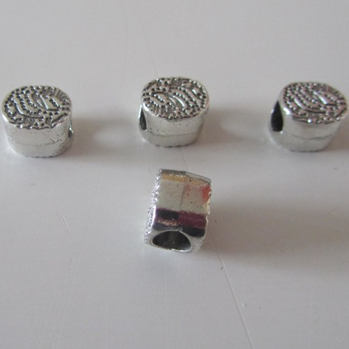 Lot de 4 perles en métal passe cordon ou ruban de forme ovale