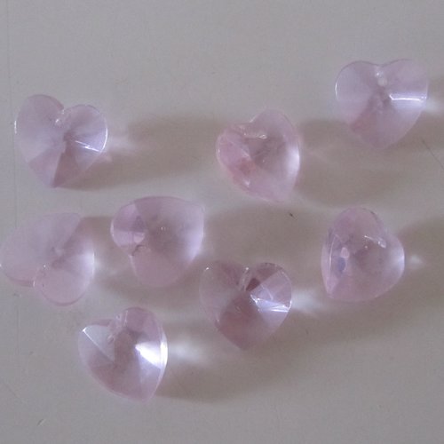 Lot de 8 perles en verre en forme de coeur de couleur rose clair