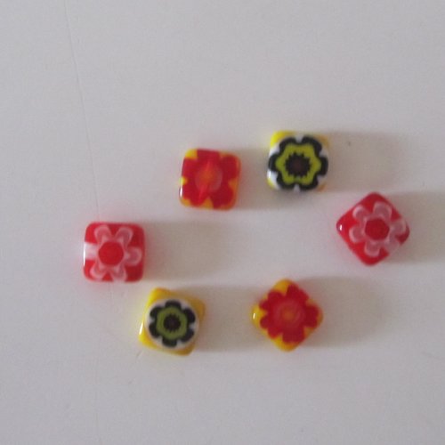 Lot de 6 perles en verre de murano de forme carrée -fleurs tons rouge et jaune