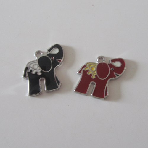 Lot de 2 pendentifs - breloques - en métal émaillé - représentant des éléphants