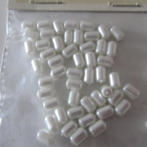 Lot de perles de verre - mini tubes de couleur blanc nacré