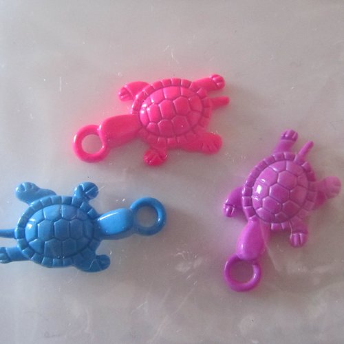 Lot de 3 pendentifs - breloques - représentant des tortues