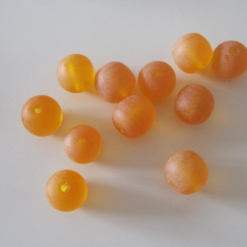 Sachet de 11 perles en résine dépoli couleur corail - 15 mm