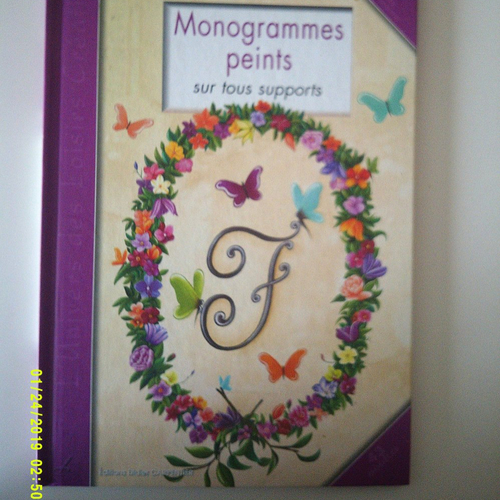 Livre "monogrammes peints" -  sur tous supports - 43 modèles