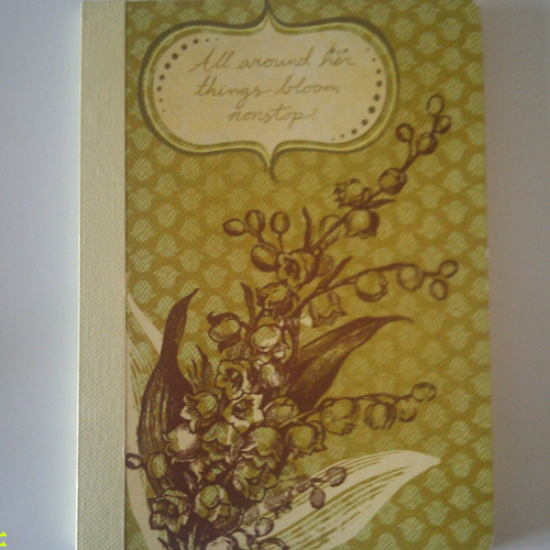 Petit carnet  - thème "fleur - muguet" avec une phrase sur la couverture