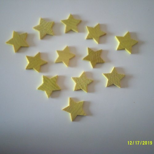 Lot de 12 étoiles en bois de couleur jaune pour votre déco, embellissement