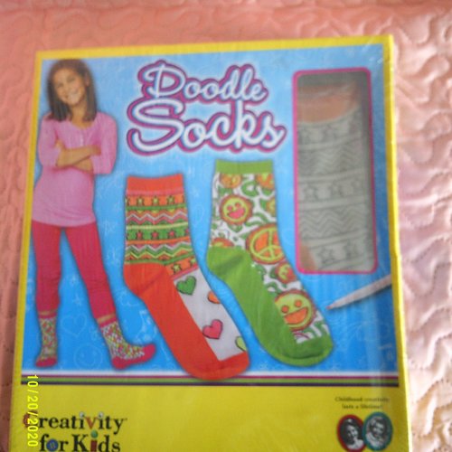 Kit pour la décoration de chaussettes - doodle socks - créativity for kids