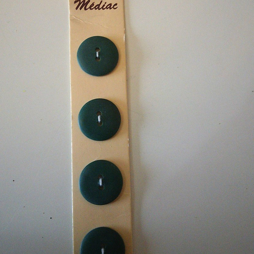 Lot de 4 boutons ronds de couleur vert bouteille - marque "médiac" - 18 mm - c.107