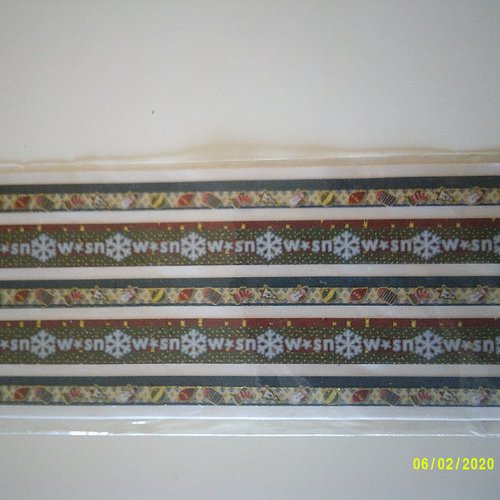 Planche de 5 bandes de frises de sparkling selfadhésive ribbons de chez joy crafts