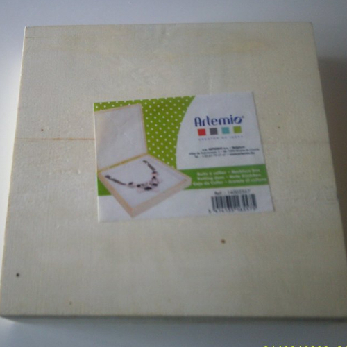 Artemio - boîte à collier en bois à customiser - 19 cm x 19 cm x 4 cm
