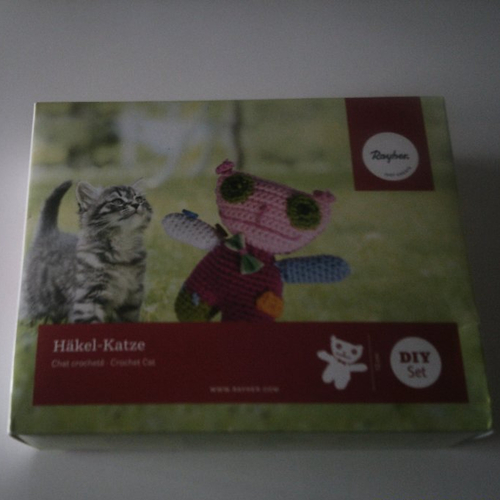 Kit de bricolage -  chat crocheté  rayher - 12 cm