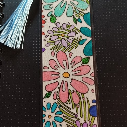 Marque page fleuri