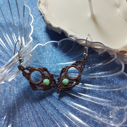Boucles d'oreilles en micro macramé