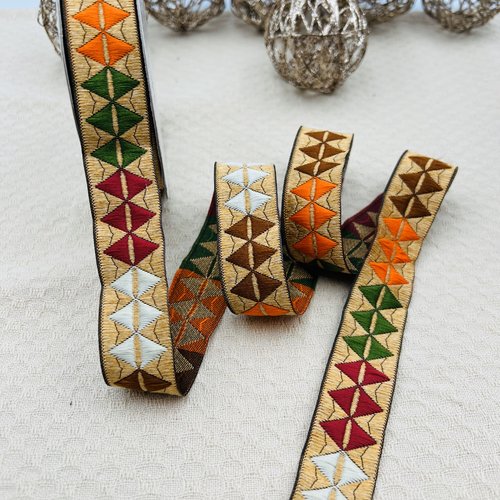 Galon de couture ethnique bohème amsak – 2,5 cm x 4 mètres – réf. kabsida32b