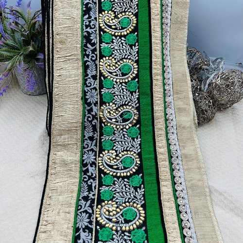 Galon brodé extra large noir et doré à motifs feuillagés – 24 cm x 2,5 mètres – réf. gapta75