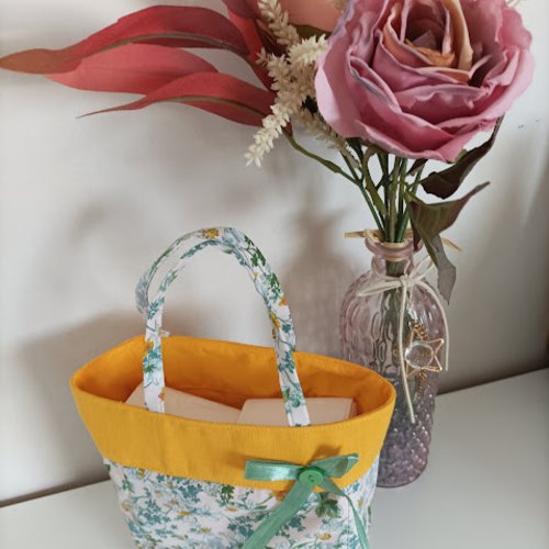 Petit panier en tissus