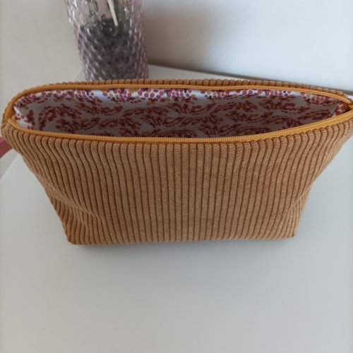 Trousse en velours cotelé et  tissu