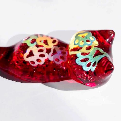 Magnet chat 3 motif. "pates de chat", en résine fait main, pièce unique