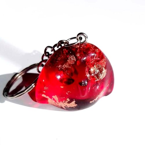 Porte clef en résine fait main, chouette rouge et feuille d'or