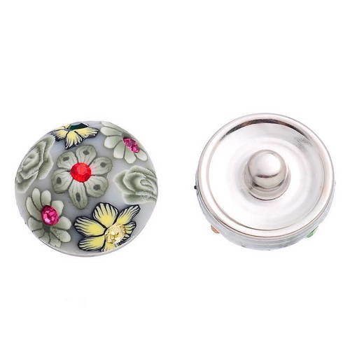 X1 chunk rond 18mm gris en polymere et strass , bouton pression pour supports 